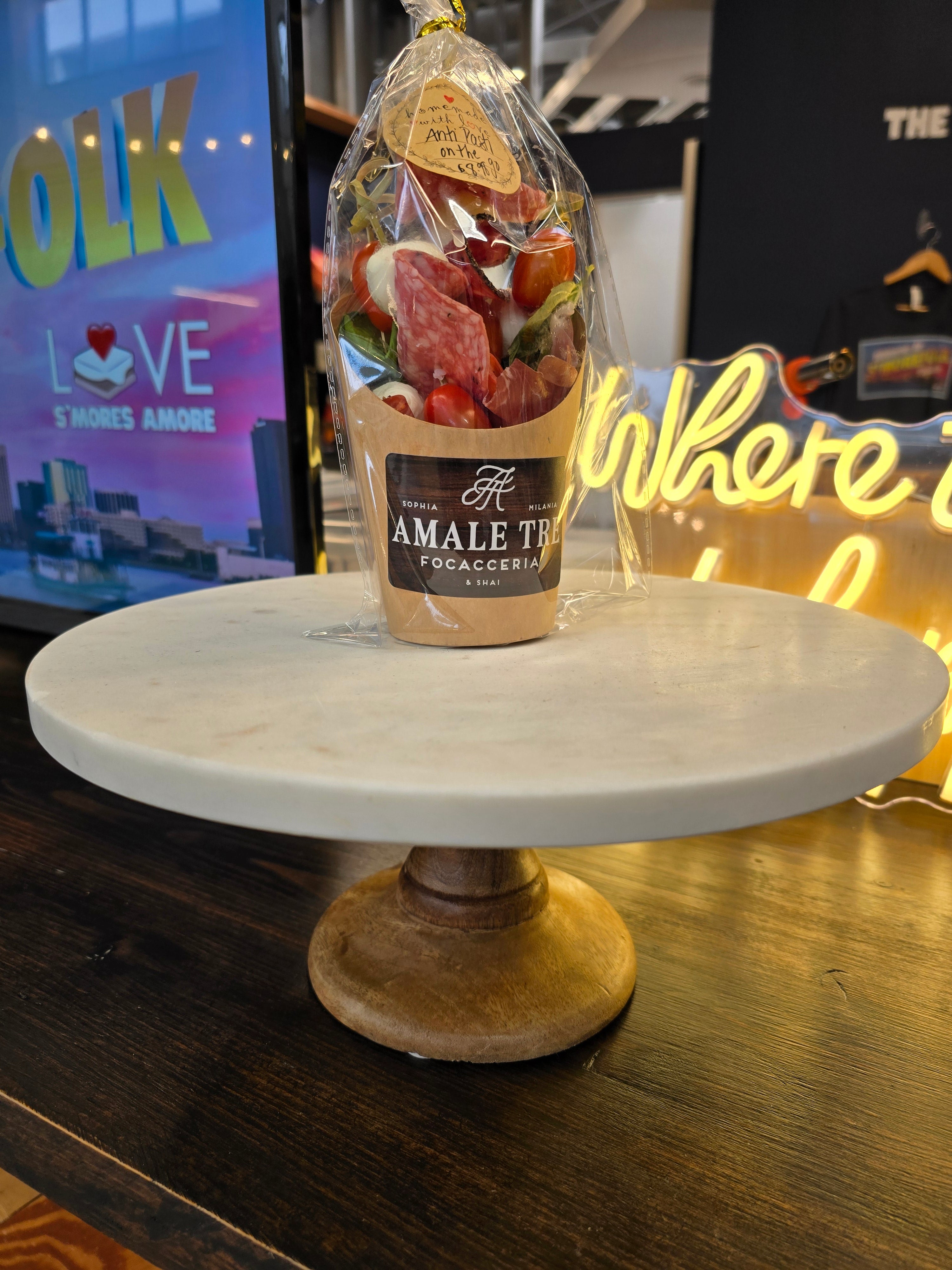 Marble & Wood Cake Plate - Elegant Cake Stand with Wooden Base